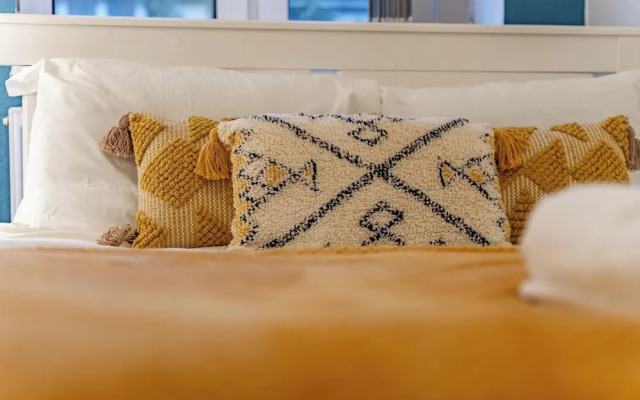 Sleeps6-freewifi-smarttv-netflix-familyfriendly