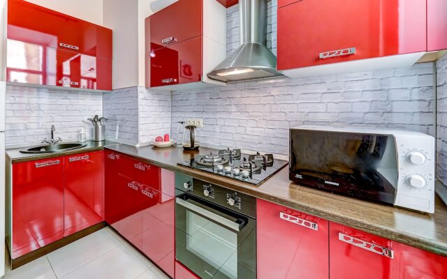 Home4day на ул. Марата