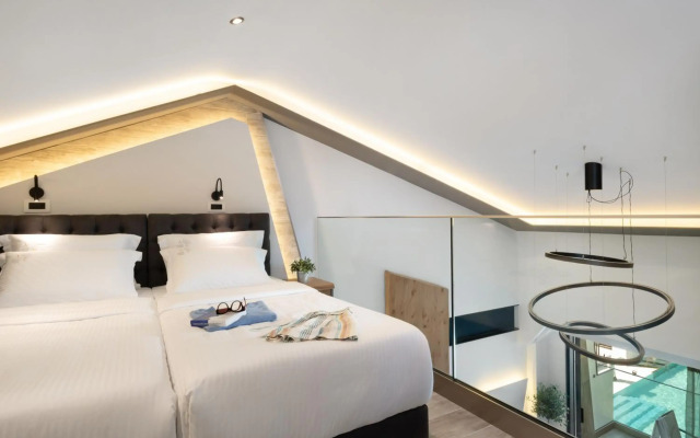 Отель Akti Toroni Boutique