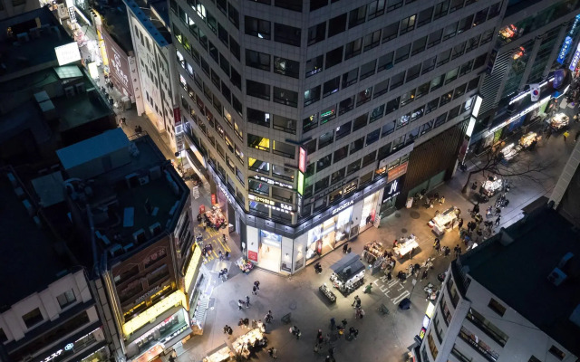 Step Inn Myeongdong 2 - Hostel