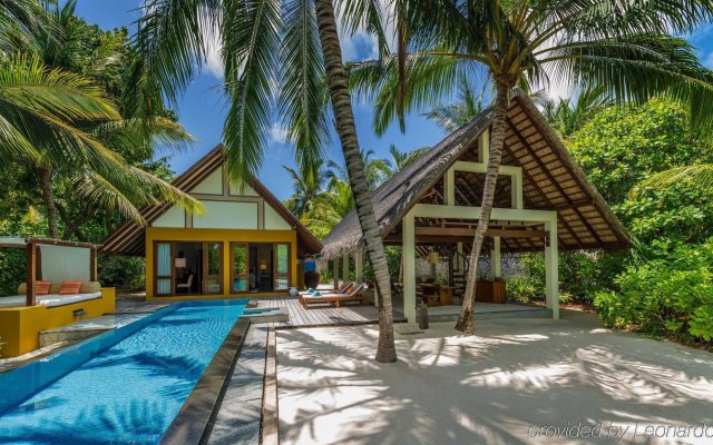 Four Seasons Resort  Maldives at Landaa Giraavaru