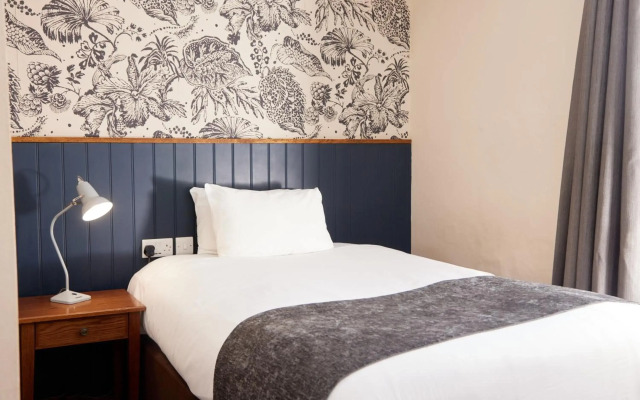 Swan Hotel by Greene King Inns