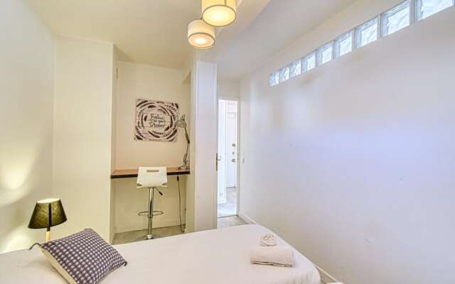 Apartment 4 People, 20 Meters From the Croisette!