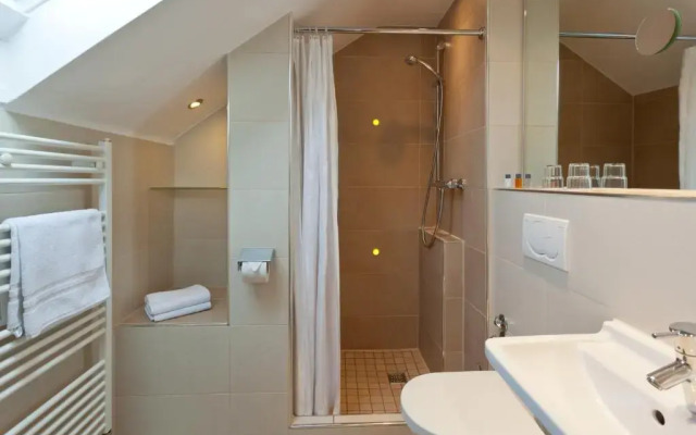 Hotel Iris am See