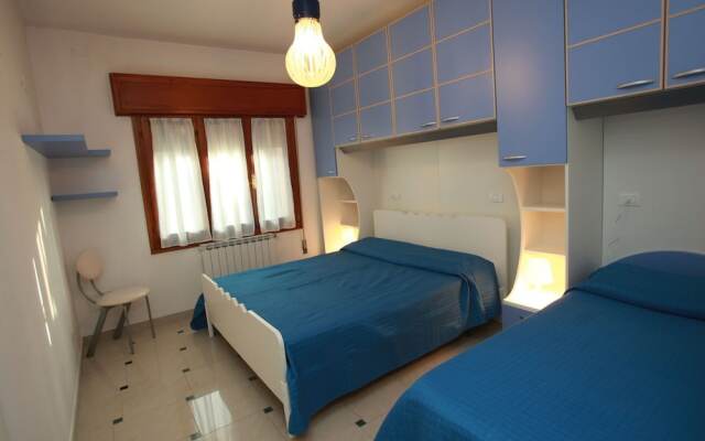 Detached Villa in Rosolina Mare near Sea