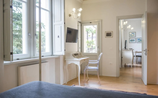 Villa Italia Luxury Suites and Apartments