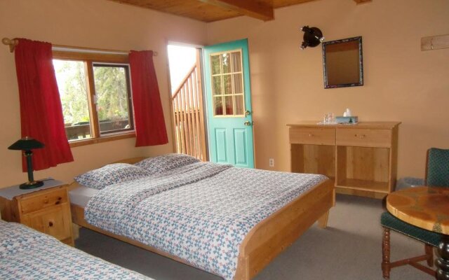 Alexa Chalets -Timber Inn & Restaurant