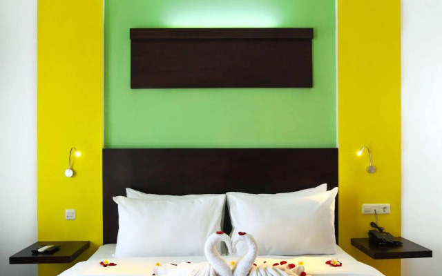 Ozz Hotel - Kuta Bali