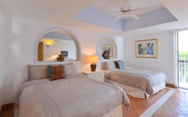 2BR W/private Jacuzzi: Casa del Mar Pelicano 301