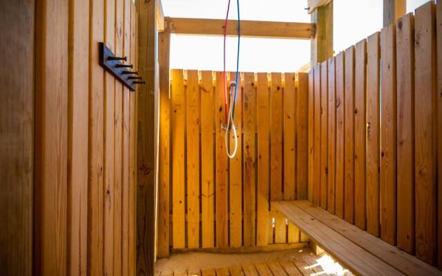 Casa Bianca by Oak Island Accommodations