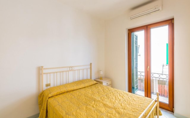 Friendly Family Apartment at Ischia