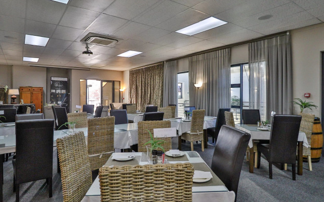 Whale Coast All-Suite-Hotel