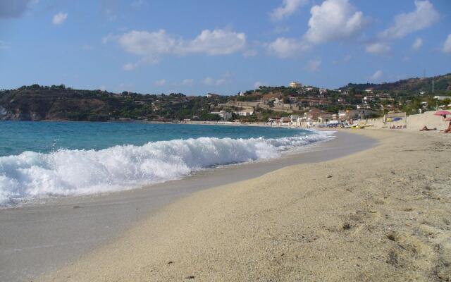 Cozy Holiday Home in Ricadi near Sea