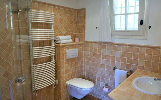 Holiday Home With Garden Near Lorgues