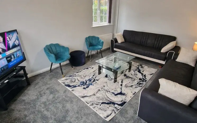 Summerville Manor Luxury Residency With Drive