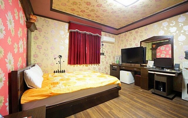 Sky Motel