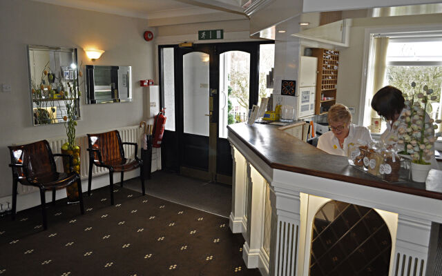 Park Manor Hotel