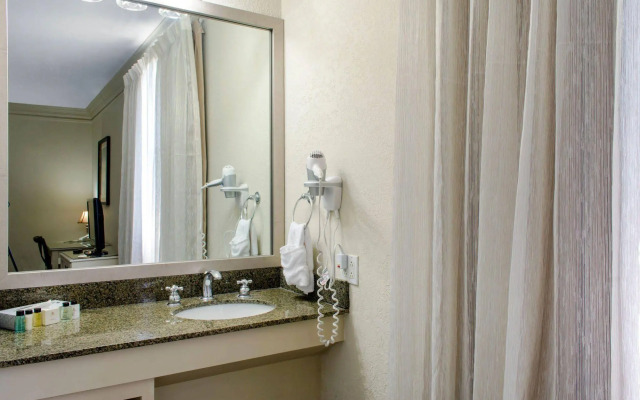 Spark by Hilton Lafayette South