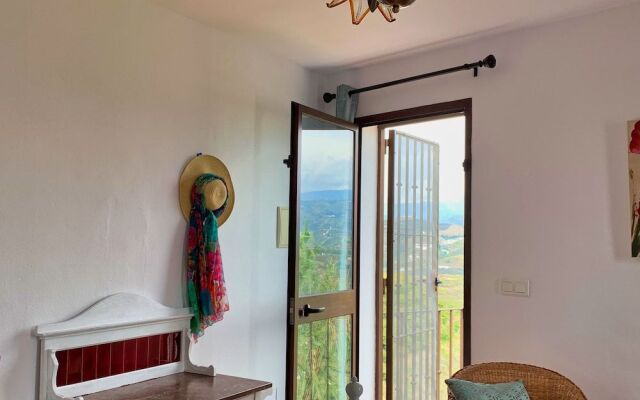 Casa Bambu Resort