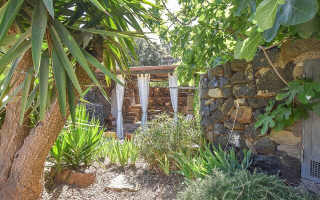 Beautiful Home in Pantelleria With Wifi and 3 Bedrooms