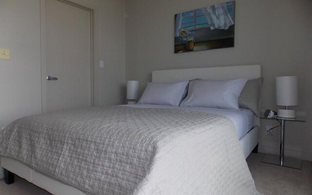 Fastlane Suites Rouleau
