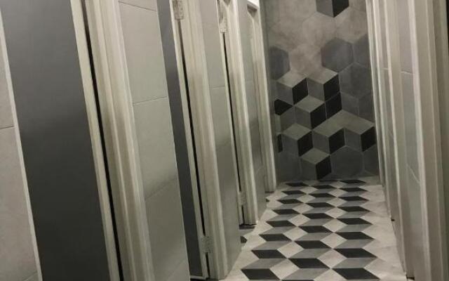 Shakti Capsule Hotel Jakarta