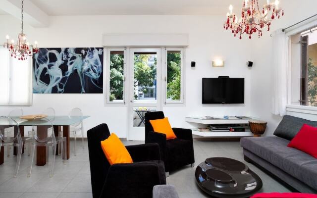 Charming 3BR in Rothschild by HolyGuest