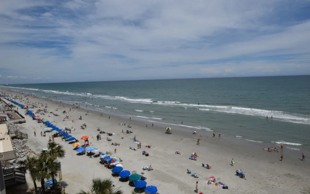 0607 Waters Edge Resort 1 Bedroom Condo by Redawning