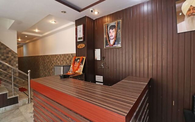 OYO 18916 Shyam Residency