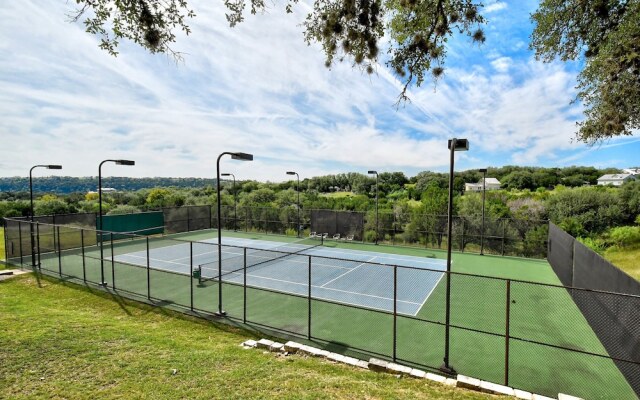 The Reserve at Lake Travis Cabin #4