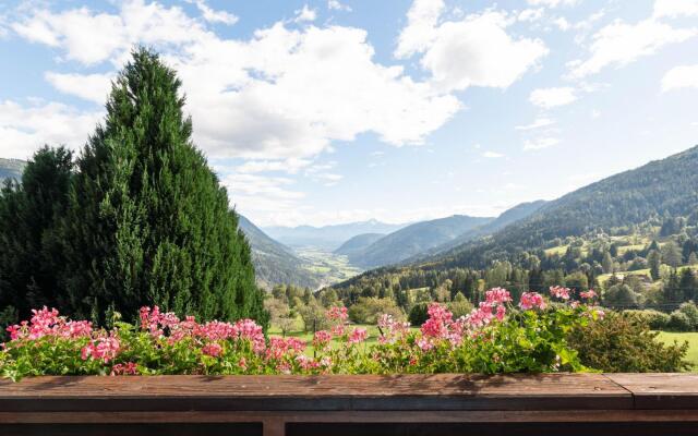Spacious Apartment in Afritz am See near Ski Area