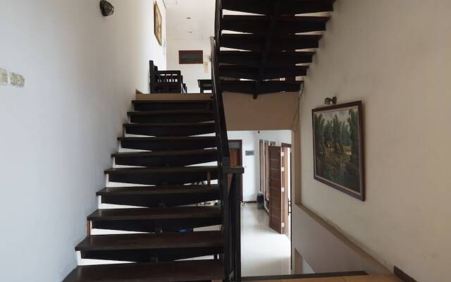 OYO 92863 Hotel Blessing