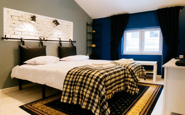 Beautiful best location apartment "Blue Mouse"