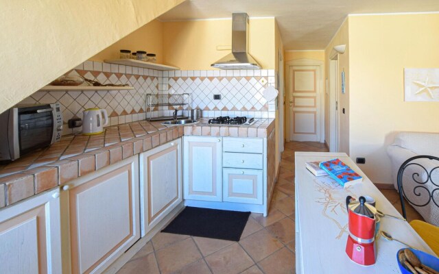 Stunning Home in Capo D'orso - Palau With 3 Bedrooms