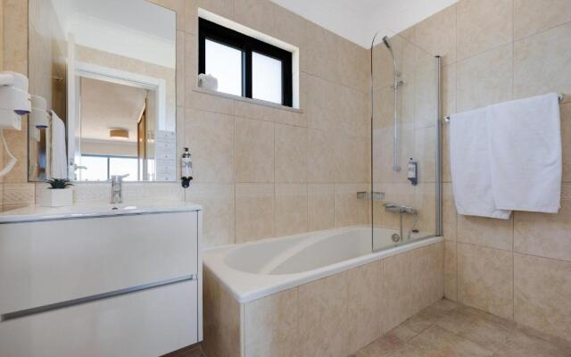 Pestana Gramacho Residence Studio