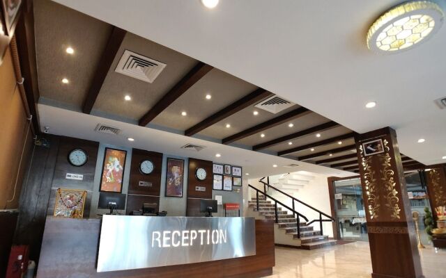 Hotel Shiv Villas – Lobby – Bhopal