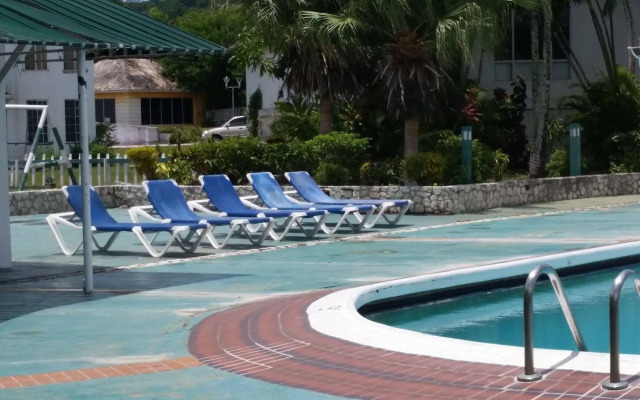 Seacastles Exora Beach Suite
