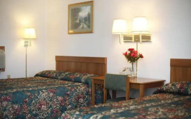 OYO Travelier Motel