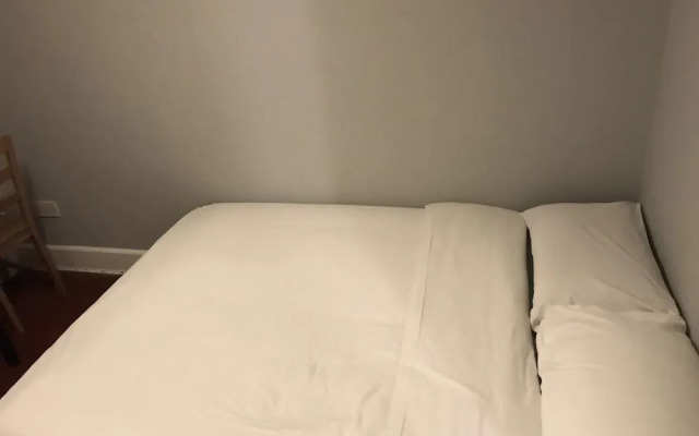 Rooms at 5 Hammersmith Road - Hostel