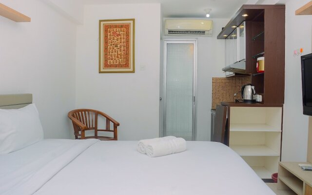 Comfort and Minimalist Studio Bassura City Apartment