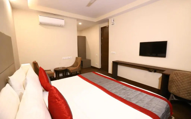 Hotel Dumpy Inn