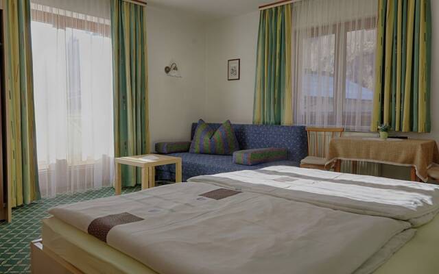 Spacious Apartment in Aschau im Zillertal With Balcony
