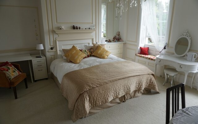 West Wing B&B