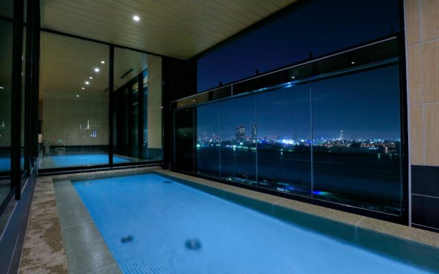 The Singulari Hotel & Skyspa at Universal Studios Japan