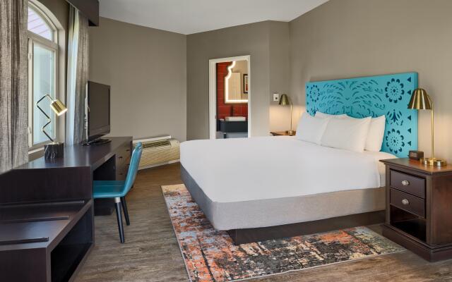 Hotel Indigo San Antonio Riverwalk by IHG