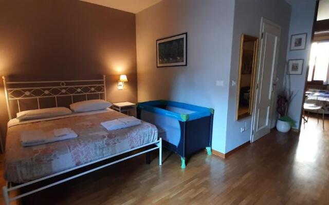 Suite Saragozza Free small Parking,Bologna