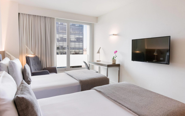 Dazzler by Wyndham Lima San Isidro