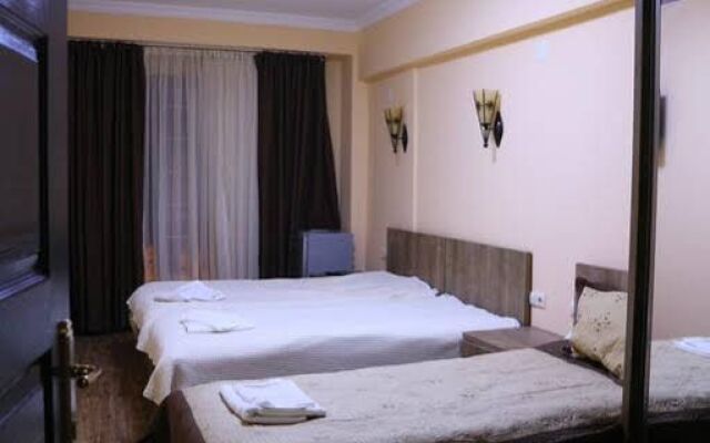 Hotel Batus