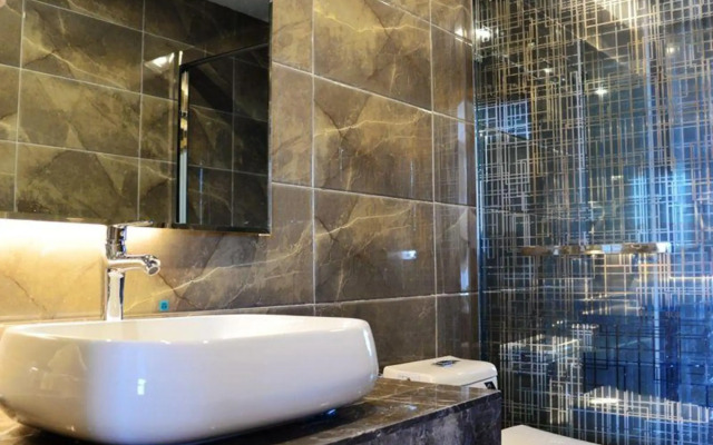 Qianhao Business Hotel