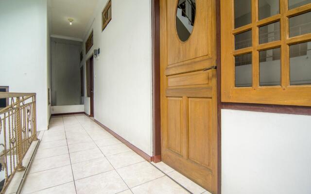 OYO 2469 Sutomo Homestay